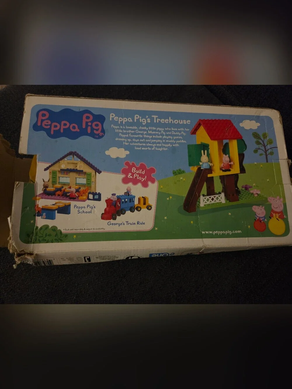 Peppa Pig Buildable Treehouse. Complete. Broken Box